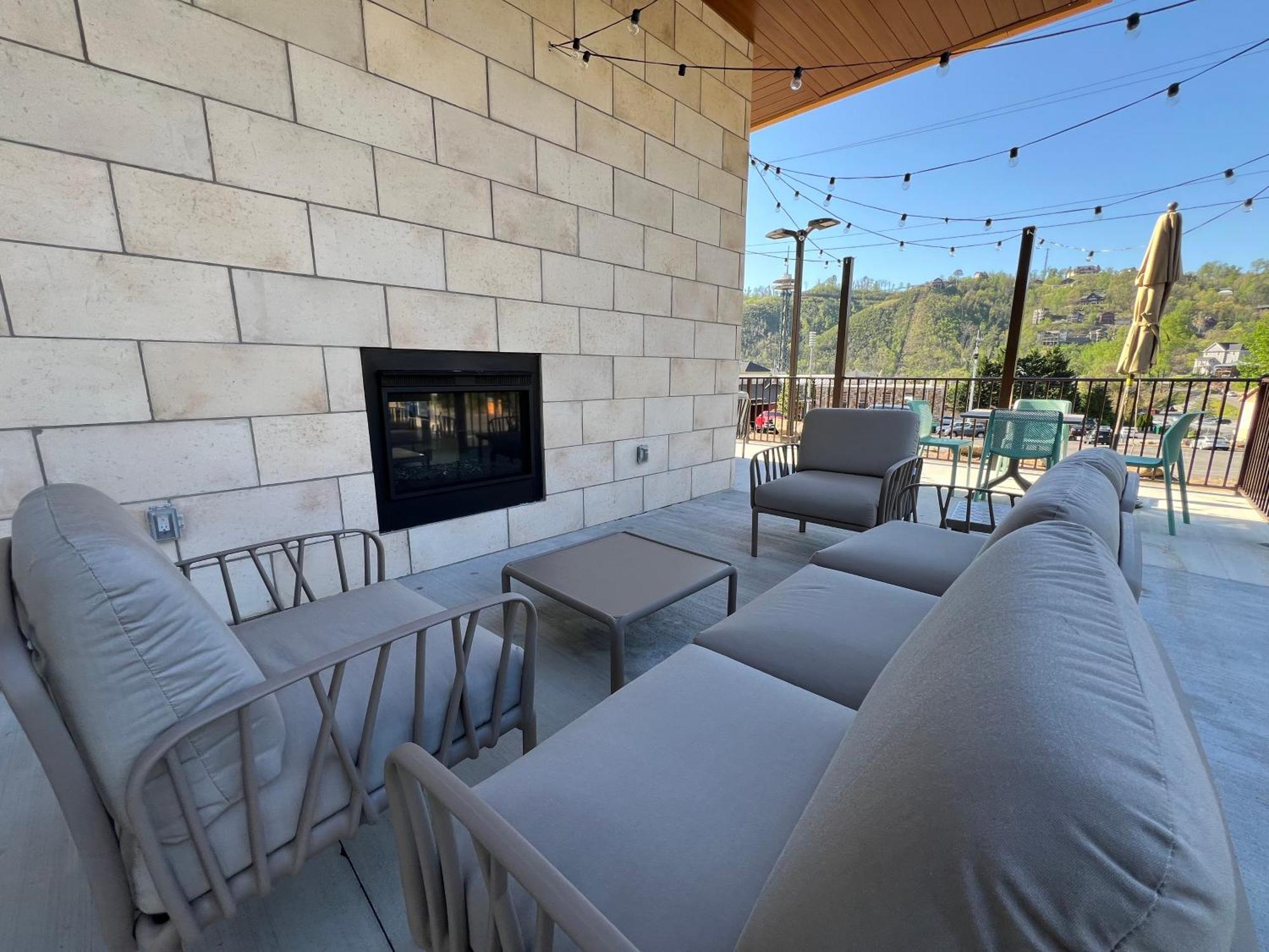 Comfort Suites Gatlinburg Downtown-Convention Center Ngoại thất bức ảnh