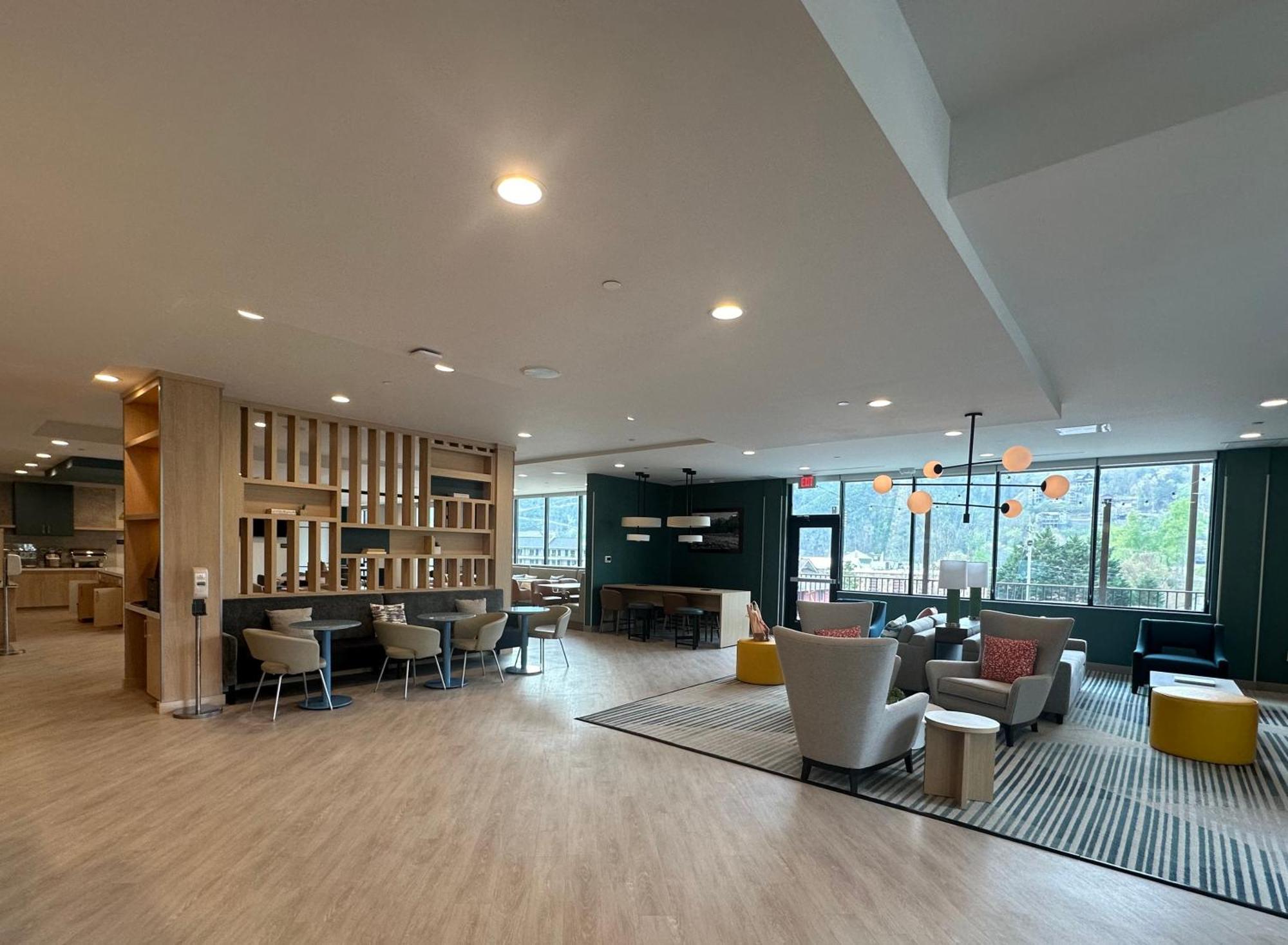 Comfort Suites Gatlinburg Downtown-Convention Center Ngoại thất bức ảnh